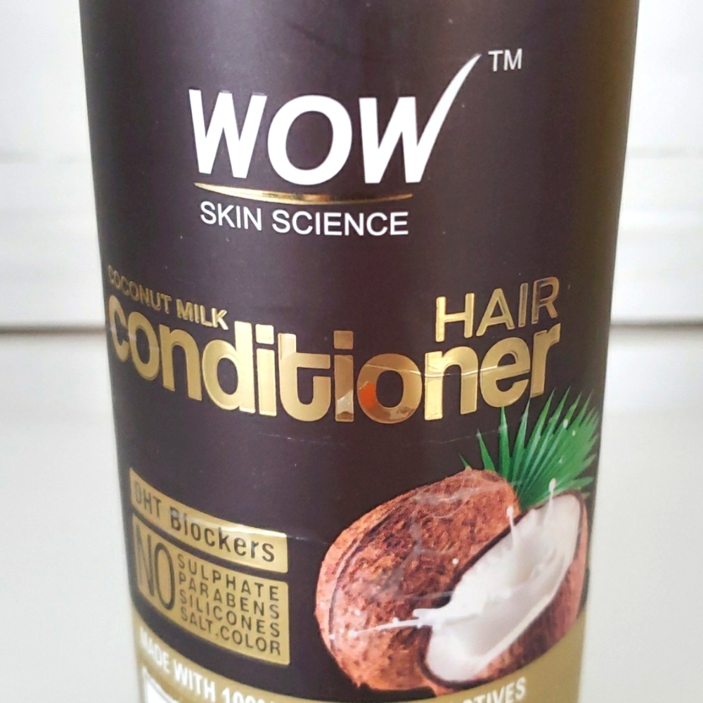 Wow Skin Science Coconut Milk Conditioner